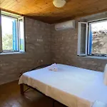 Soldatos Stone House Apartament *