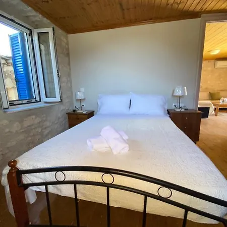 Soldatos Stone House Lägenhet Katokhórion